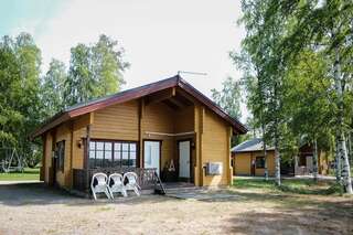 Кемпинги Marjoniemi Camping Hiidenniemi Шале с 3 спальнями-16